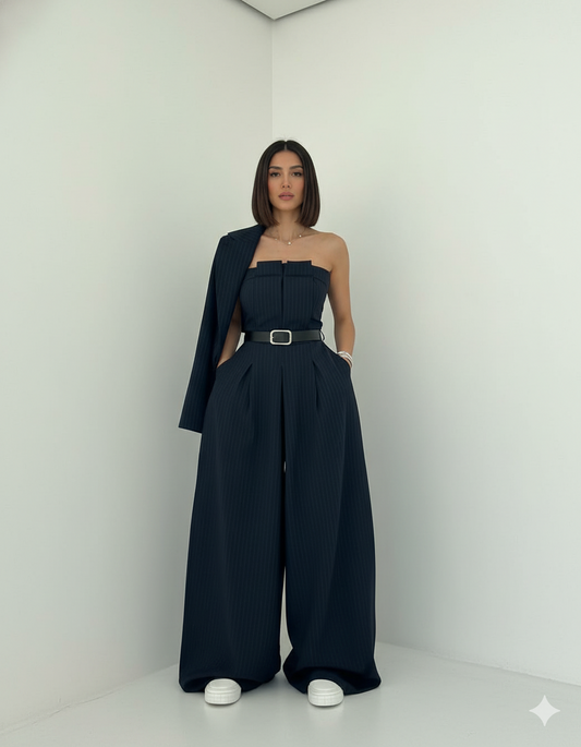 ELARA PARIS™ | Combinaison Tailleur Noire – Bustier Structuré &amp; Pantalon Large