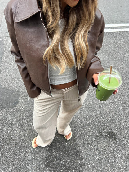 ELARA PARIS™ | Veste Emmy en PU – Intemporelle & Allure Moderne