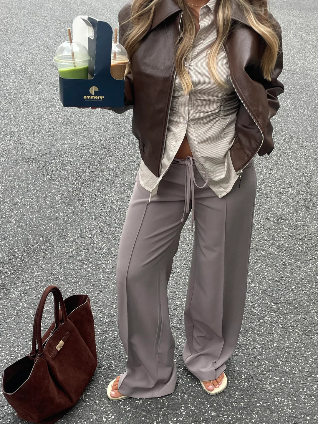 ELARA PARIS™ | Veste Emmy en PU – Intemporelle & Allure Moderne