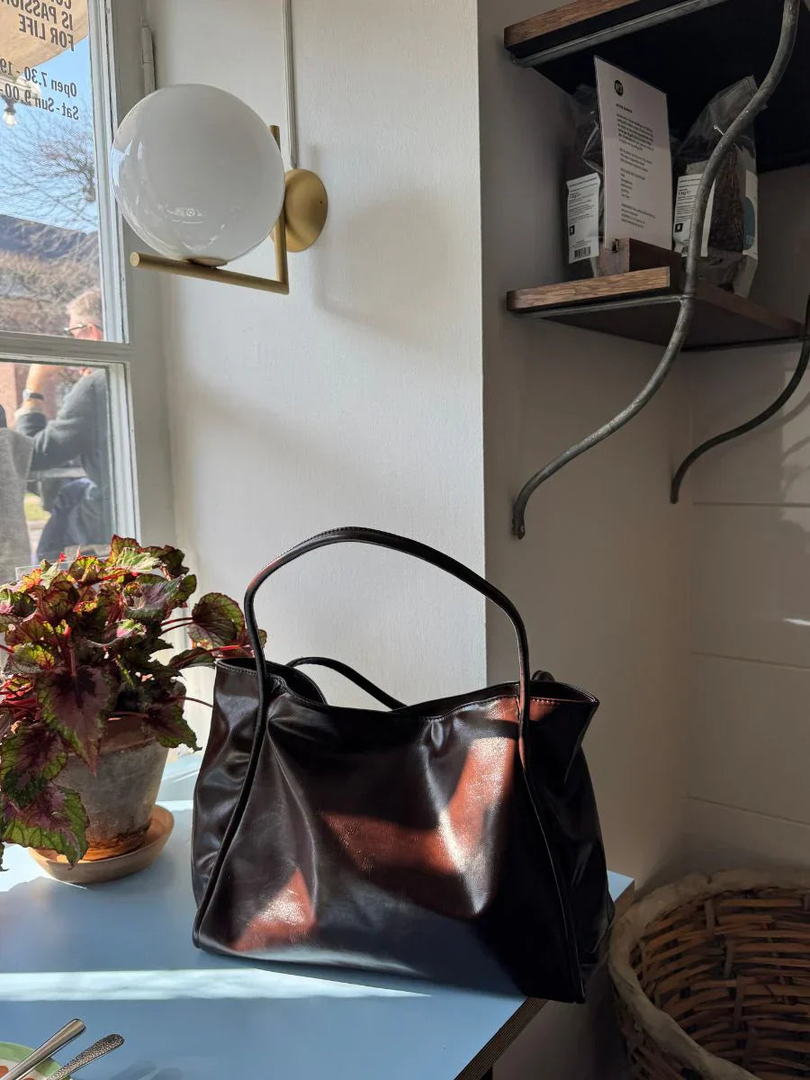 ELARA PARIS™ | Sac épaule Mones en cuir – Élégance moderne & praticité