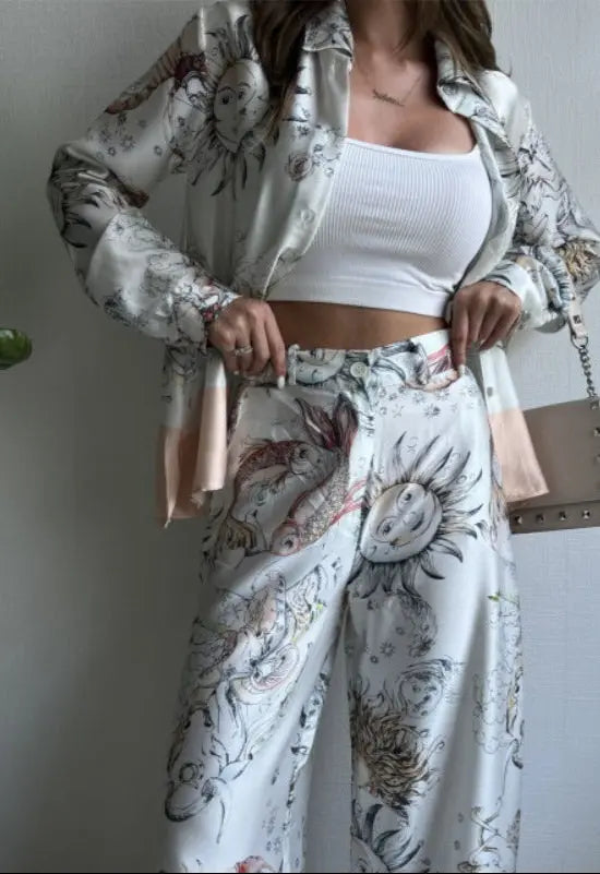 ELARA PARIS™ | Ensemble Satin Astral – Élégance Mystique & Confort Fluide