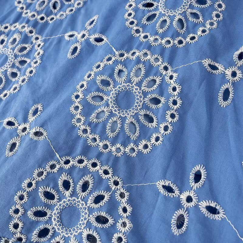 ELARA PARIS™ | Robe Longue Brodée – Épaules Volantées & Lien au Dos