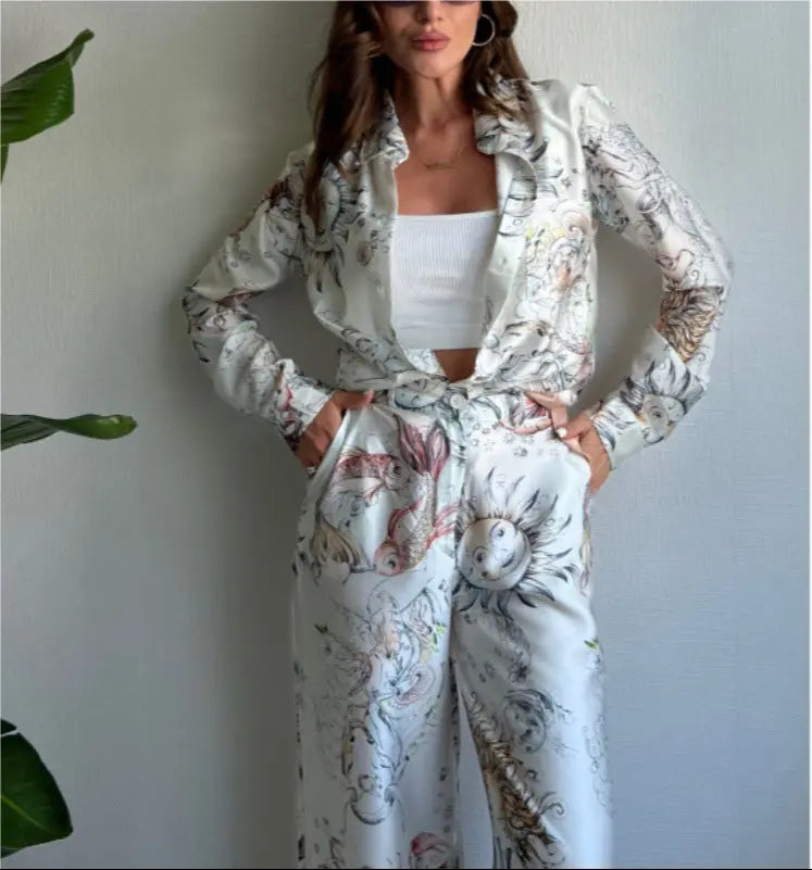 ELARA PARIS™ | Ensemble Satin Astral – Élégance Mystique & Confort Fluide